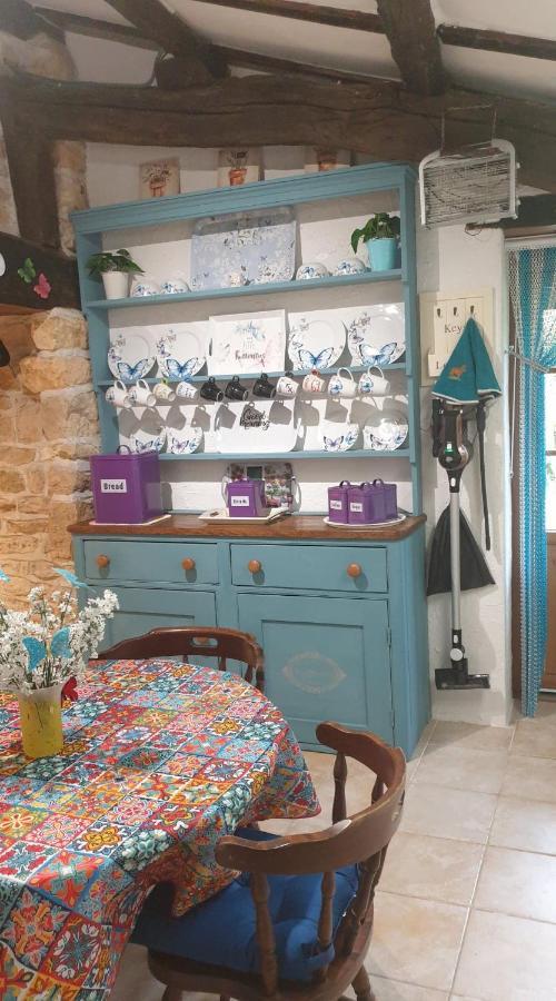 Chocolate Box Cottage Parzac Luaran gambar